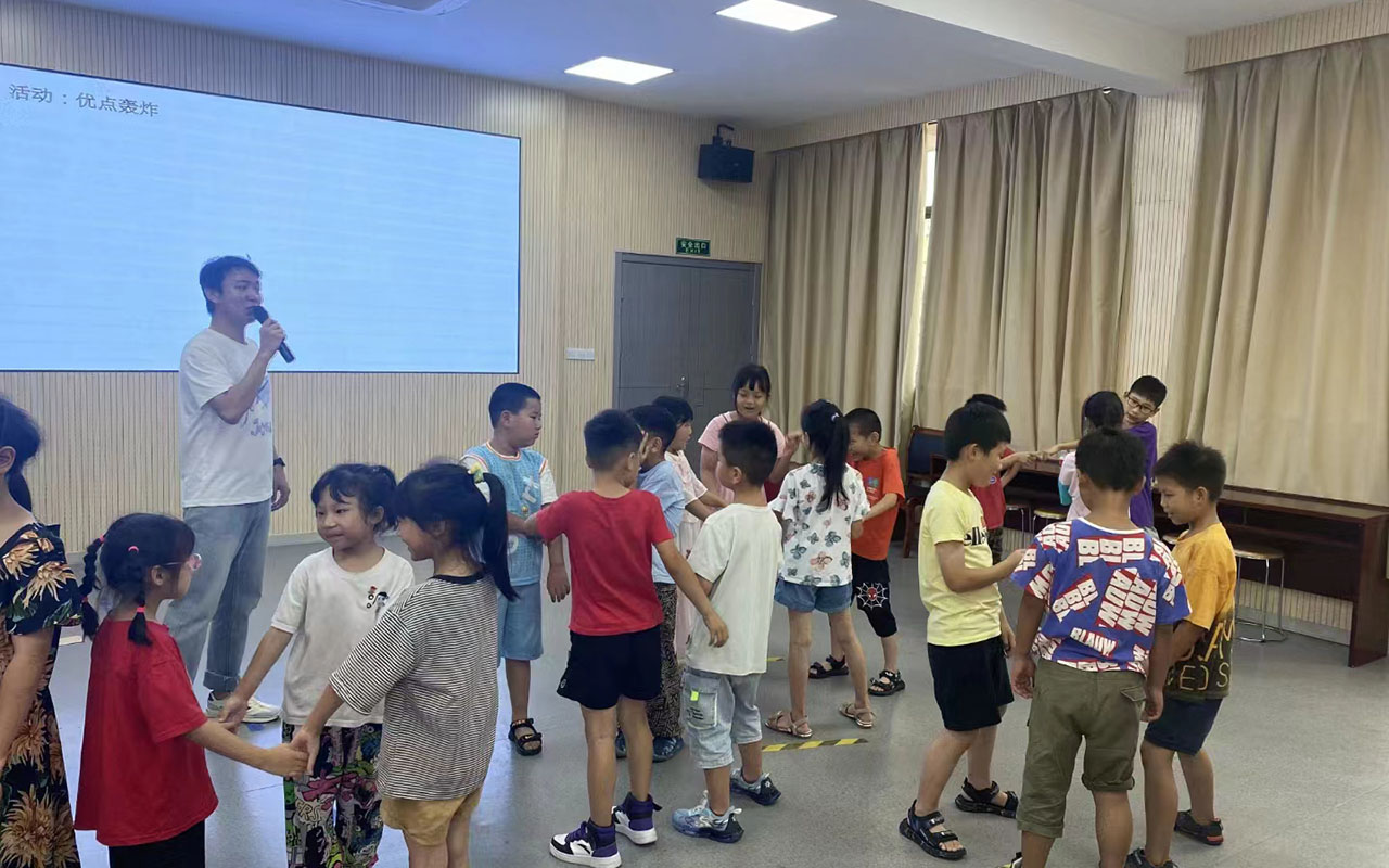 温宿龙观乡中心学校