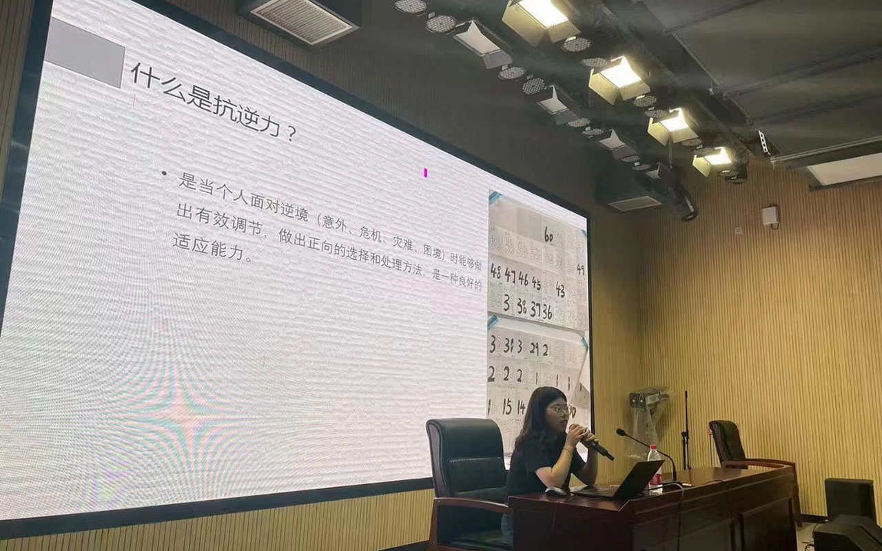 温宿董玉娣中学